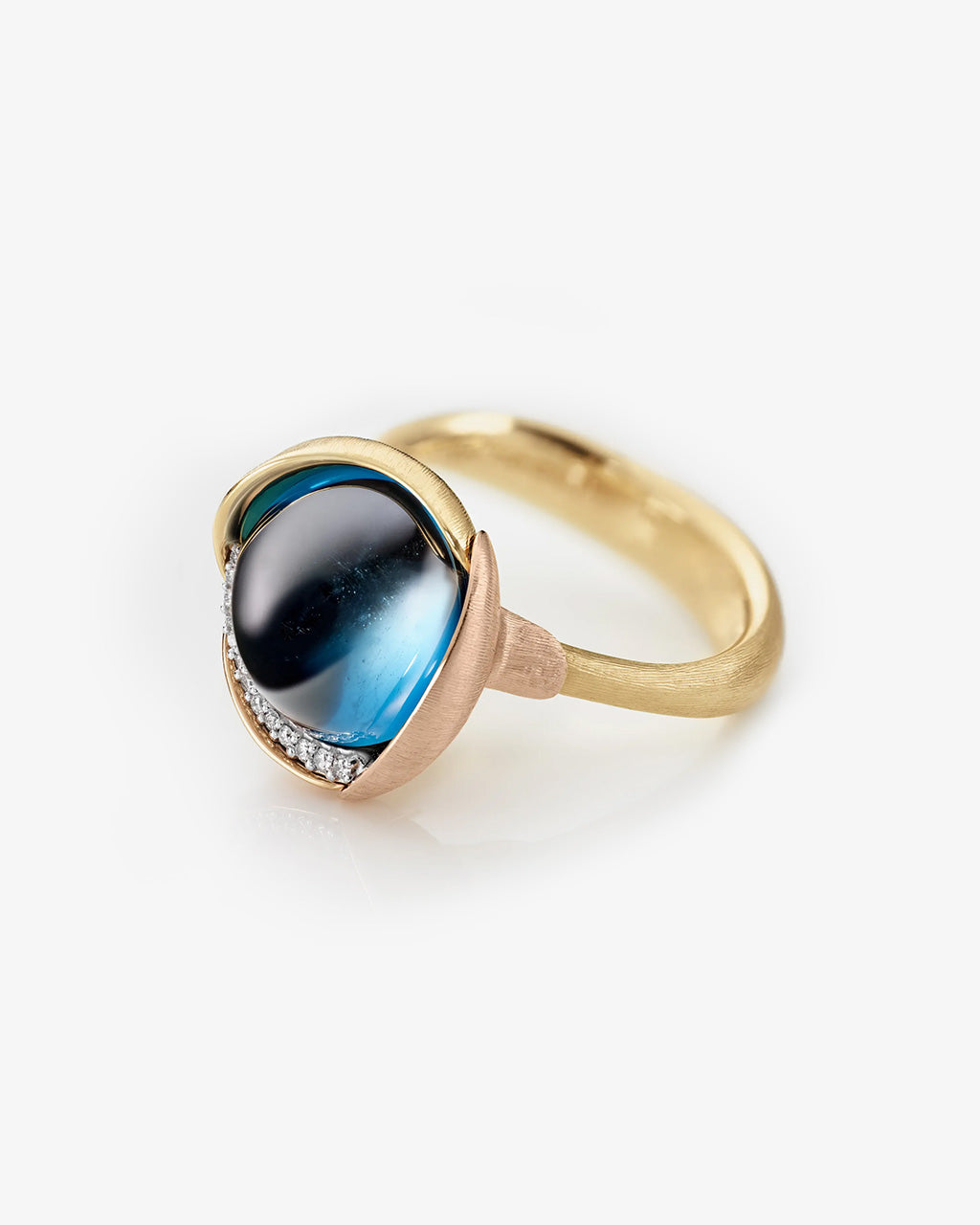 Ole Lynggaard Lotus London Blue Topaz Ring