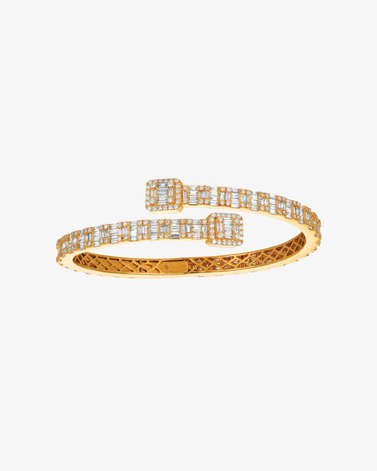 MW ‘Invisible’ - Diamond And Yellow Gold Bangle