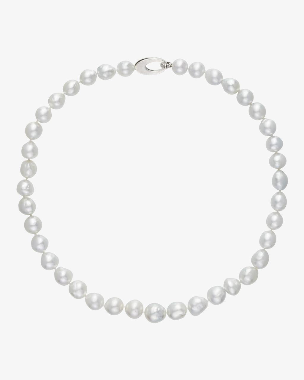 Necklace with online white pearl