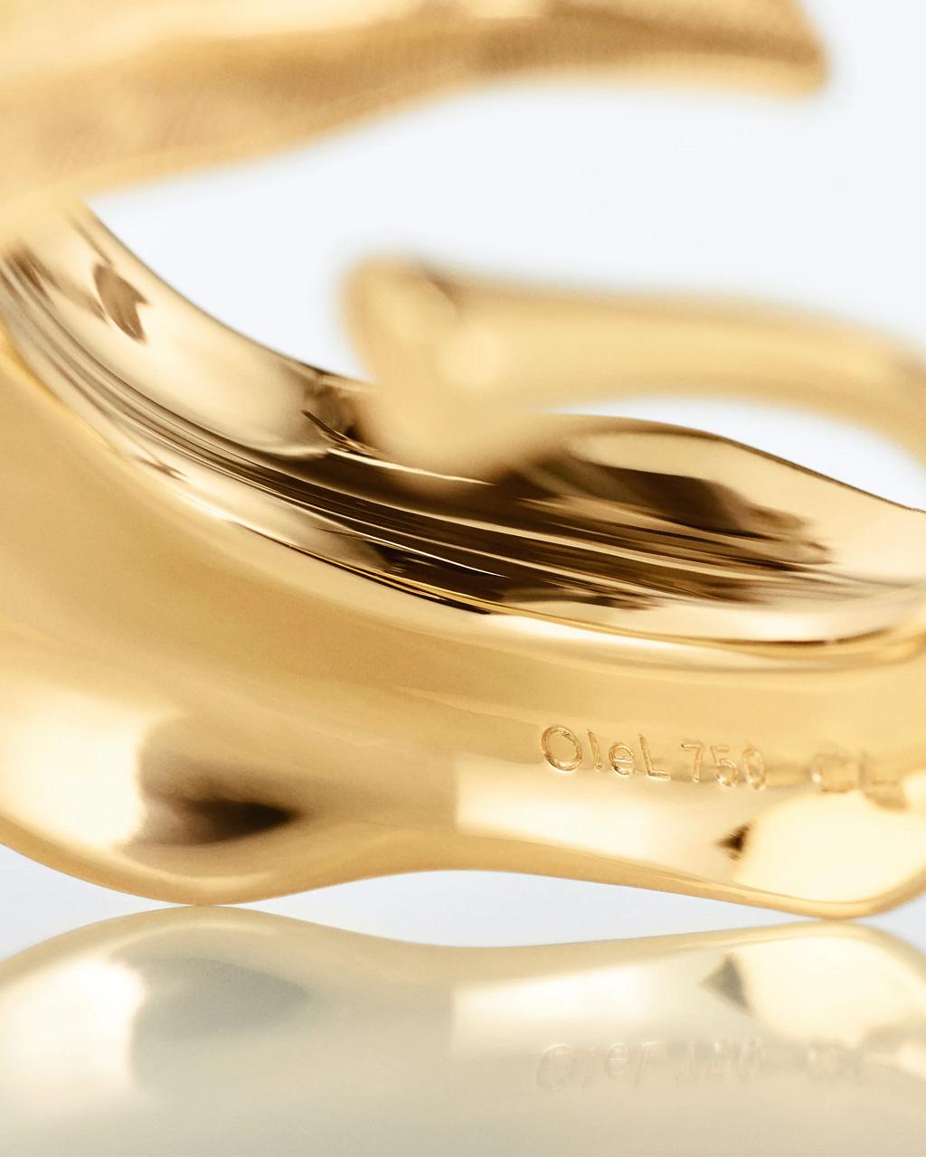 Ole Lynggaard Leaves Medium Ring