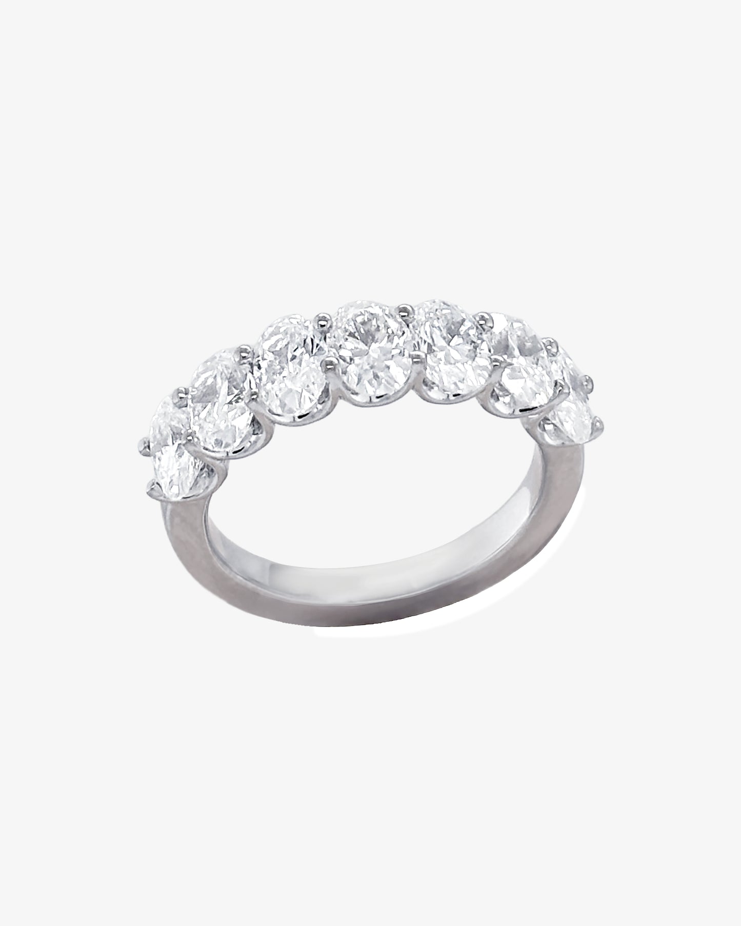 2.89ct Oval Diamond Band