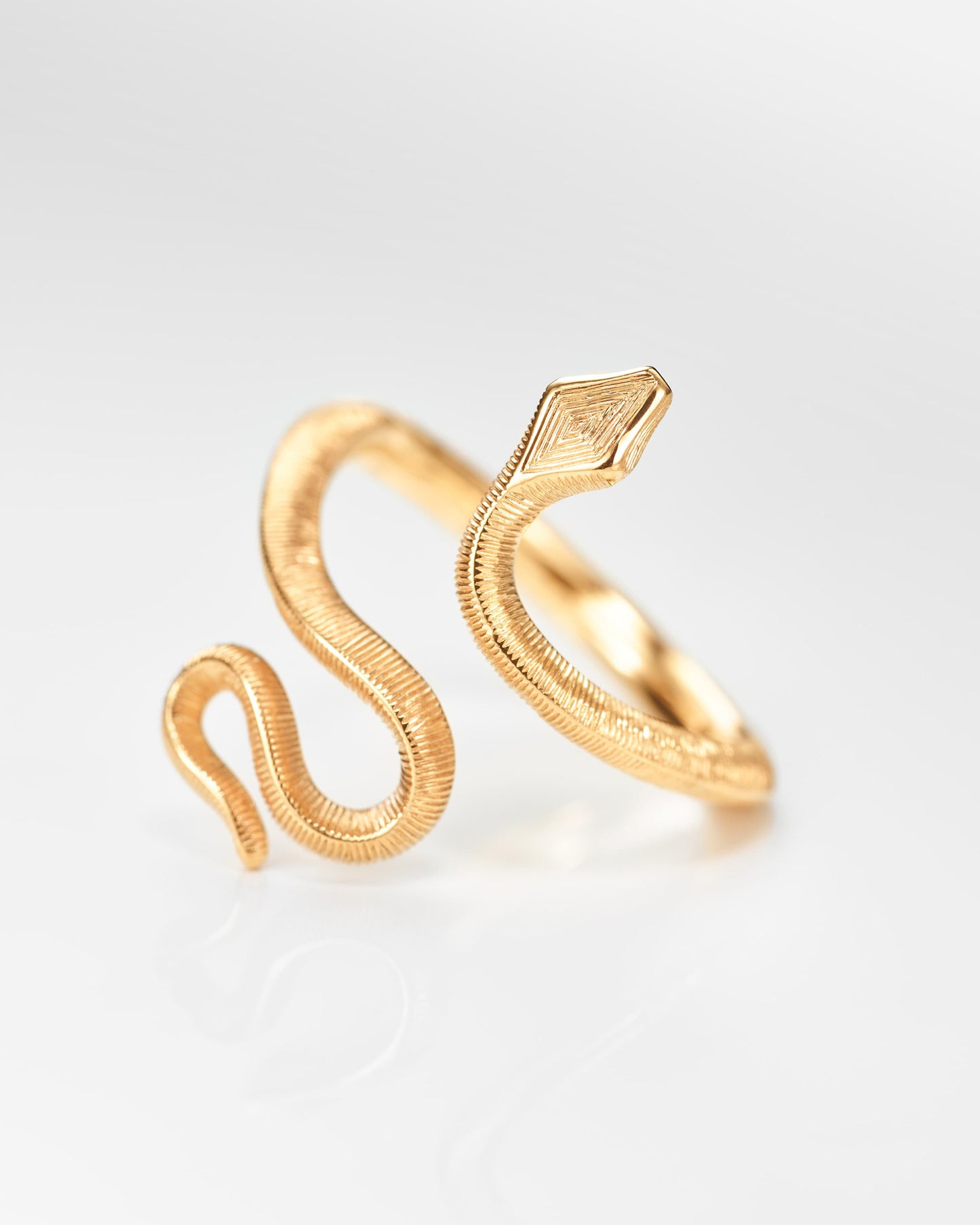 Ole Lynggaard Snakes Ring Mini